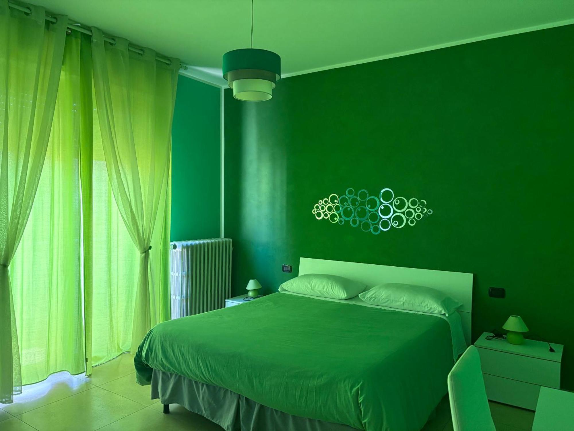 Color House Malpensa *